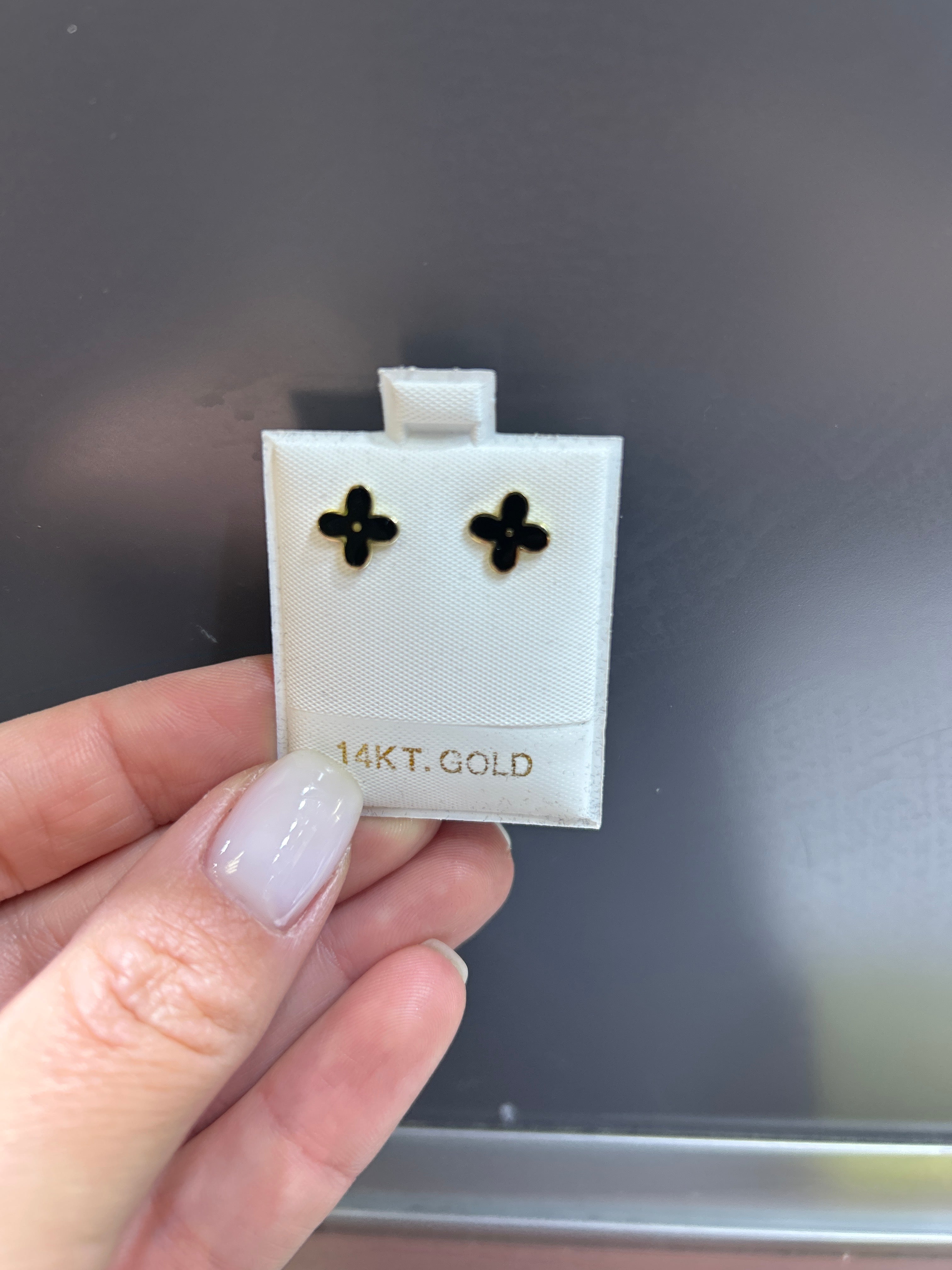 14k yellow gold Earting cc